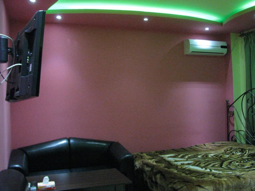 Princ Plaza Hotel Jerevan Værelse billede